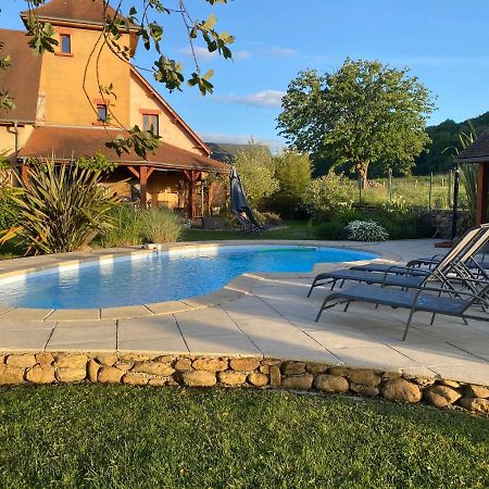 Domaine Des Pierres Trouvees Bed & Breakfast Saint-Vincent  Bagian luar foto